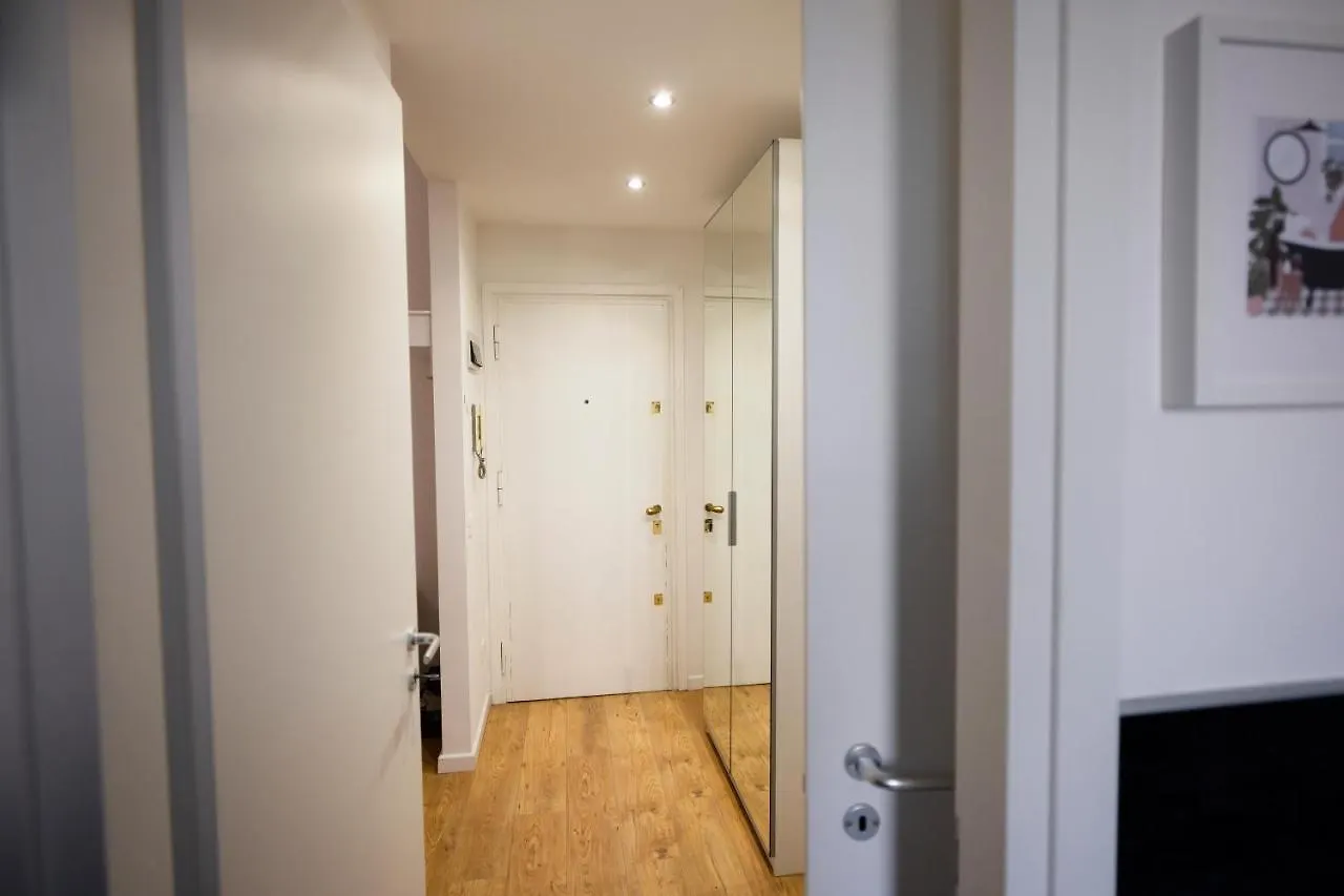 Ampio Bilocale In Zona Navigli/Romolo Apartment Milan
