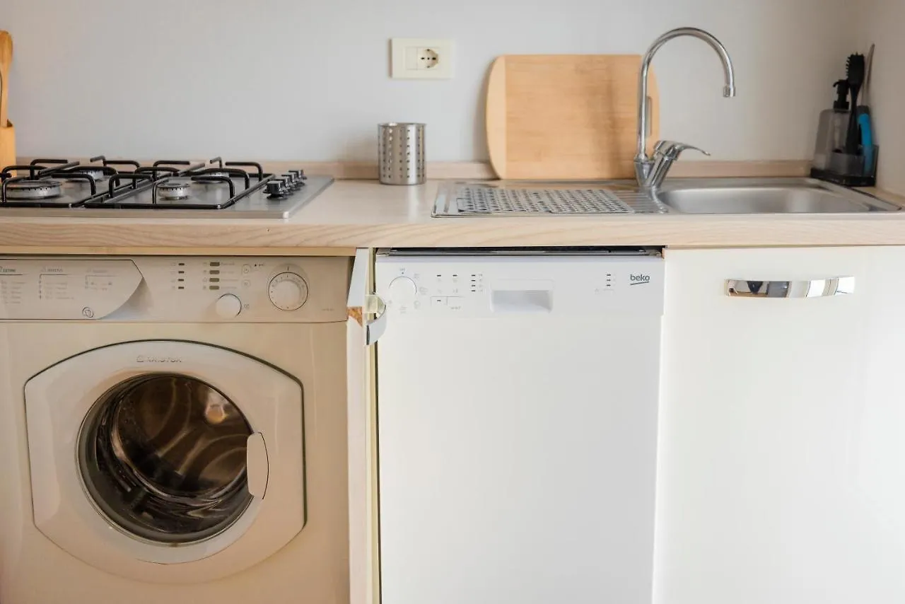 Ampio Bilocale In Zona Navigli/Romolo Apartment Milan
