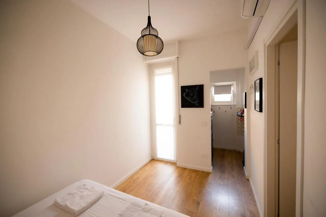 Ampio Bilocale In Zona Navigli/Romolo Apartment Milan 0*,